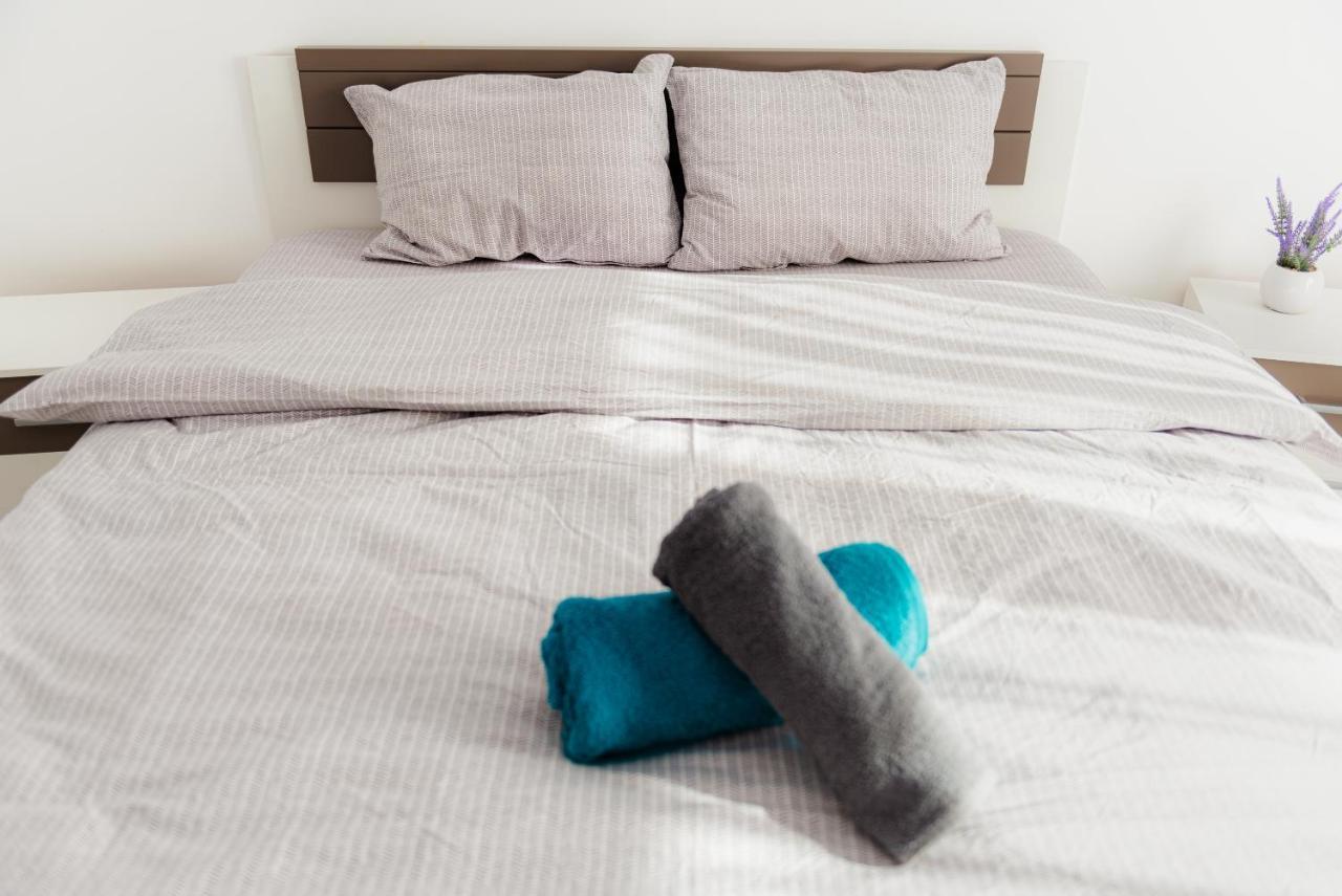 Apartament 2 Camere, Decomandat, In Zona Centrala Bukarest Eksteriør billede