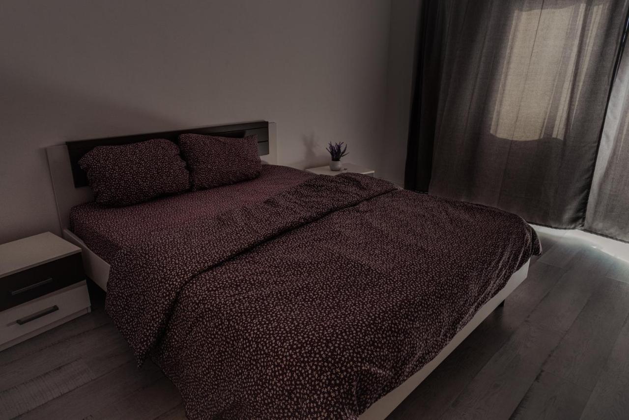 Apartament 2 Camere, Decomandat, In Zona Centrala Bukarest Eksteriør billede